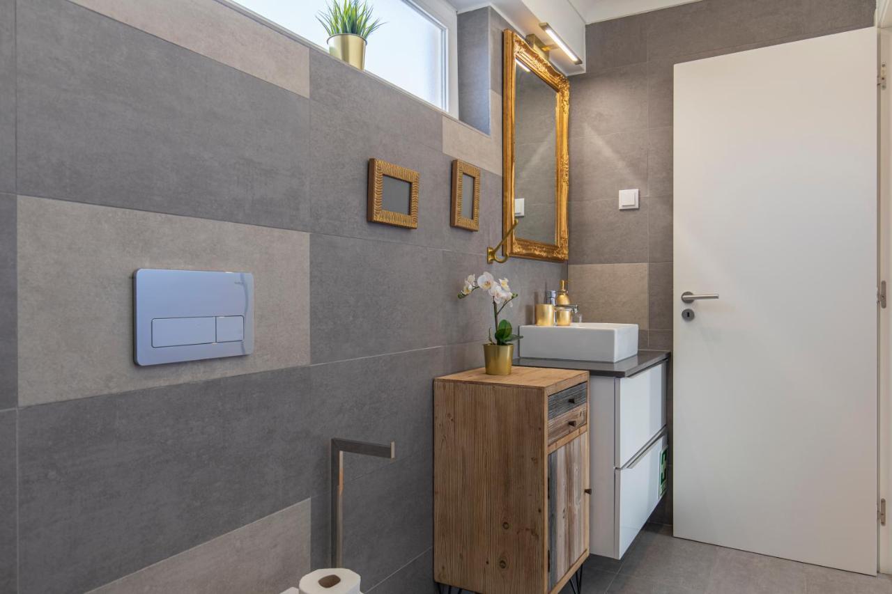 Lovelystay - Sunny 1Bdr Apartment W/Terrace Lisboa Exterior foto